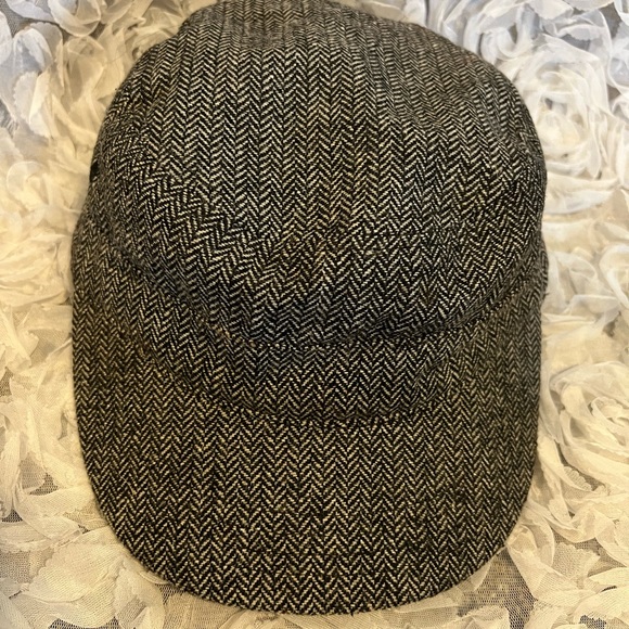 Gap S/M Women's Messenger Cap - Picture 3 of 7